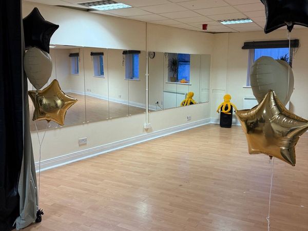 Dance Studio / Fitness space for hourly rental - Main image