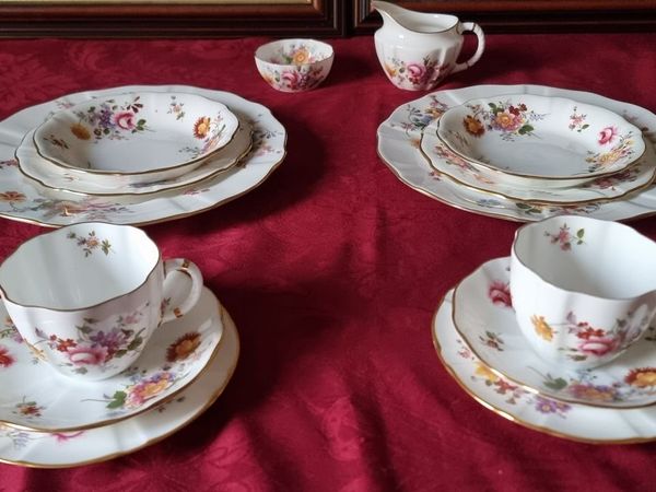 14Pc.Royal Crown Derby Posies  Dinner&Tea Set For2 - Main image