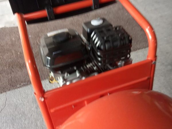 cement  mixer  petrol   engine - Main image
