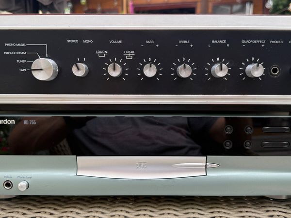 Dual Quadro amp with Karman Kardon CD player - Main image
