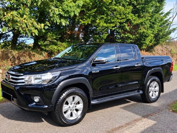 Toyota Hilux - Main image