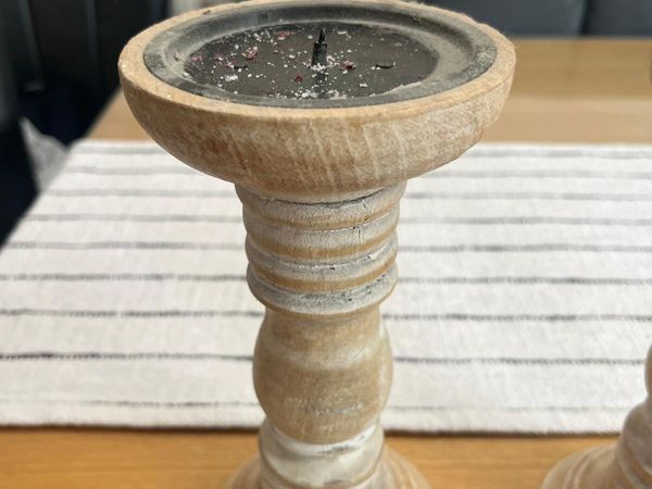 Candle sticks. - Main image
