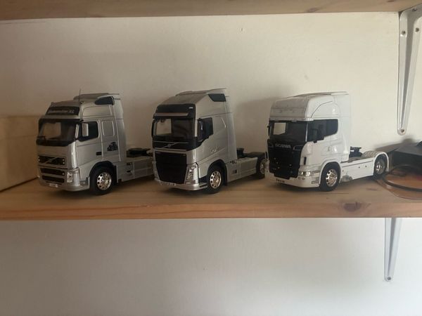 1:32 scale models - Main image
