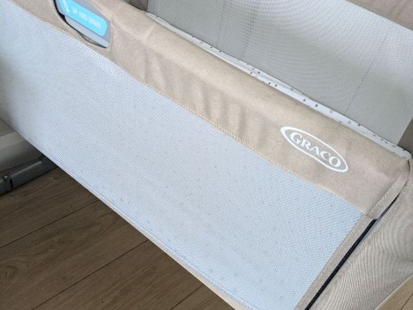 Graco next to me crib - Main image