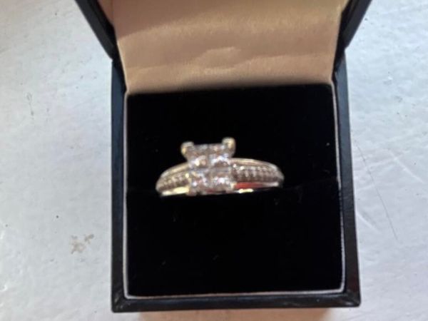 Antwerp White Gold Diamond Quad Cluster Ring — 4 P - Main image