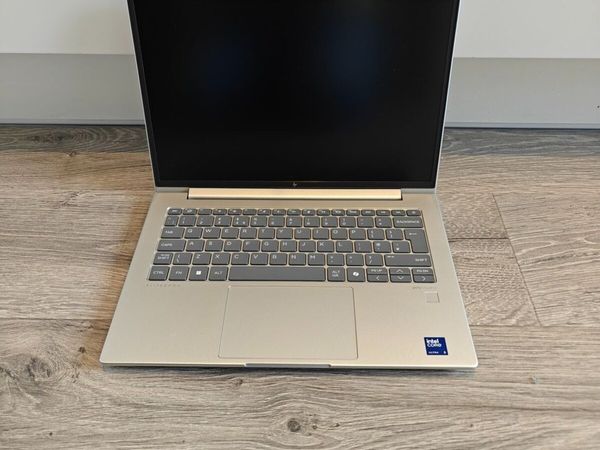 Super HP Elitebook 640 G11 | Intel Ultra 5 | 16GB - Main image