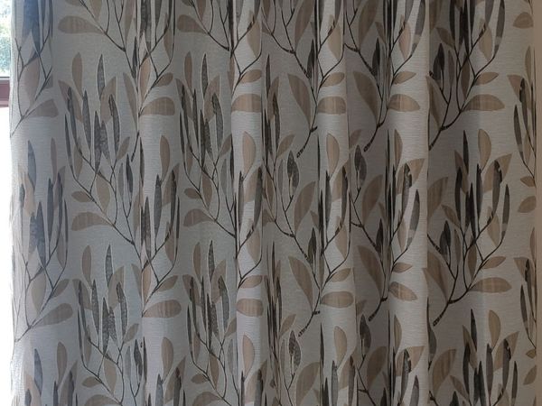 Curtains - Main image