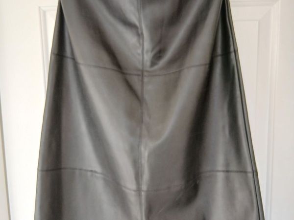 Skirt (Size 12) Black - Main image