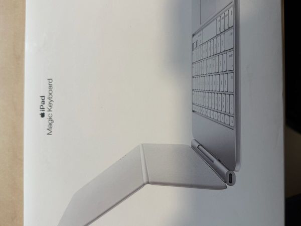 Apple iPad Pro 13  Magic Keyboard - Main image
