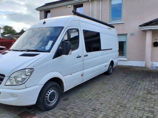 Mercedes Sprinter Camper - Main image