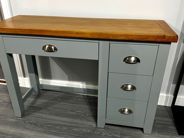 Vanity Console Unit Ex Display Like New - Main image