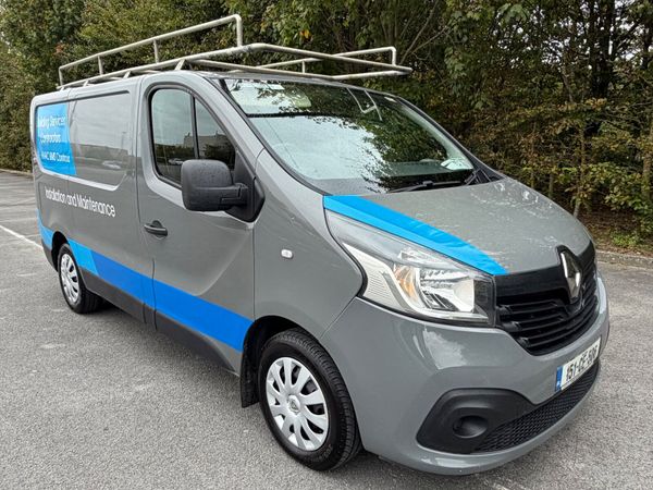 Renault Trafic 1.6Dci Energy 2015 - Main image