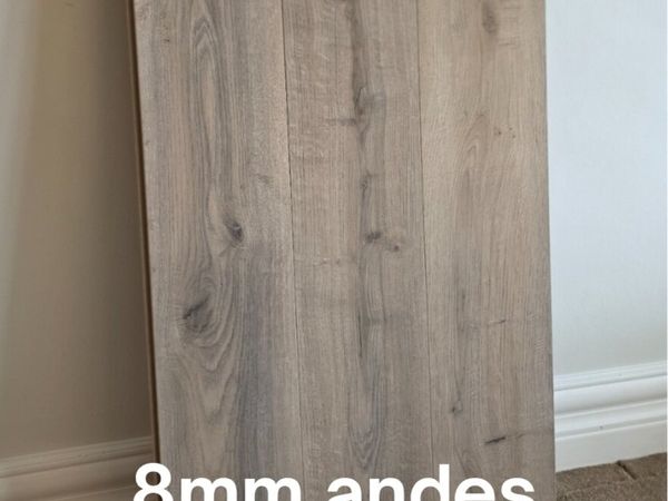 New 8mm laminate flooring - Main image