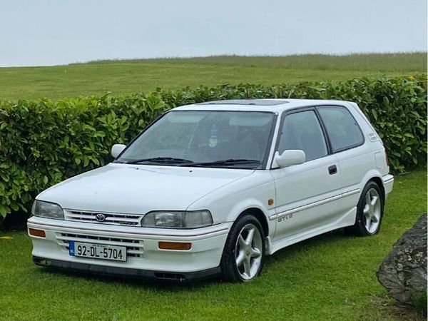 Toyota Corolla 1.3 GL - Main image