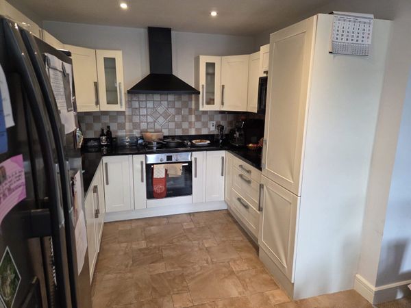 Complete kitchen/stone worktop- QUICK SALE - Main image