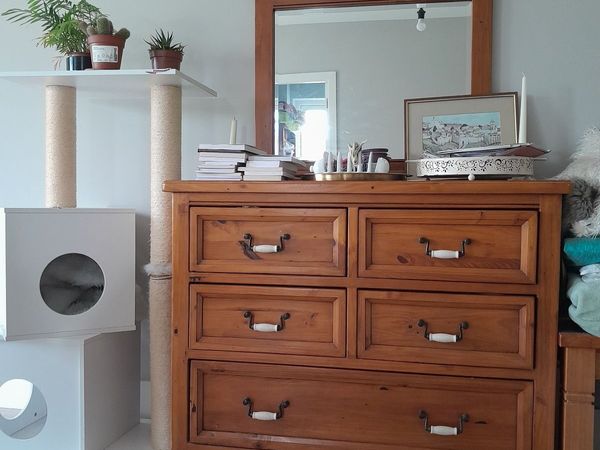 Bedroom furniture - Main image