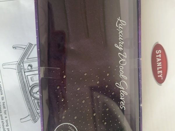 Gloves - Main image