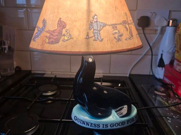 Guinness  lamp - Main image