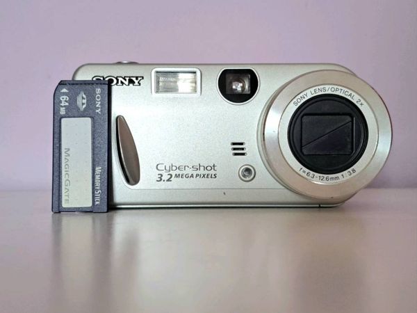 Sony cybershot P52 - Main image