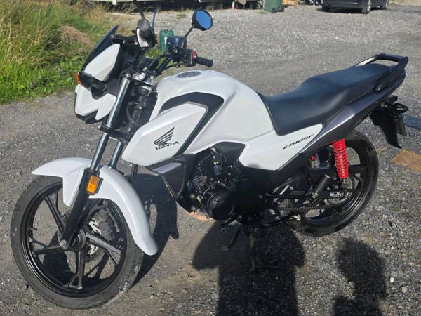 Honda CB125F - Main image