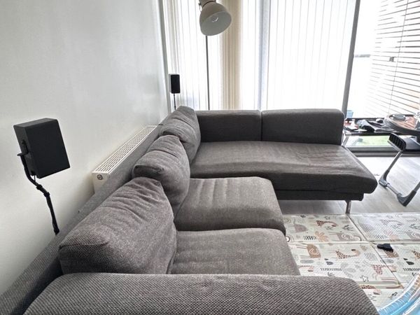 Grey Corner Sofa – Excellent Condition - Main image