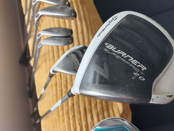 Ladies golf clubs . - Main image