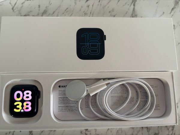 Apple Watch SE3 - Main image