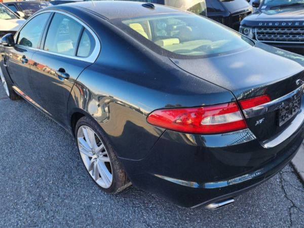 Jaguar XF executive 2011 Black parts - Main image