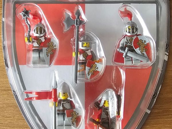 Original LEGO 852921 Battle Pack Knights from 2010 - Main image