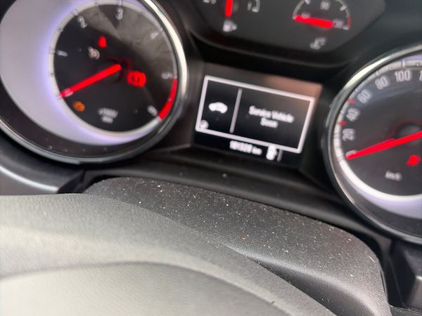 Opel Astra 2016 - Main image