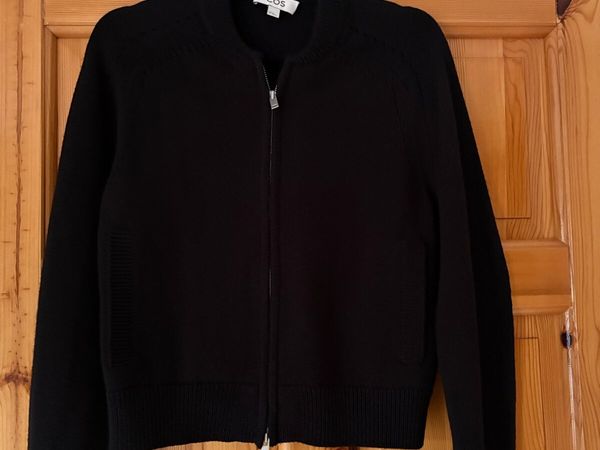 Cos jumpers - Main image