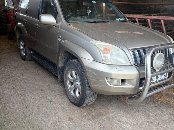 Toyota landcruiser 04 - Main image