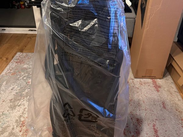 Callaway Hex Stand Bag (BNEW) - Main image