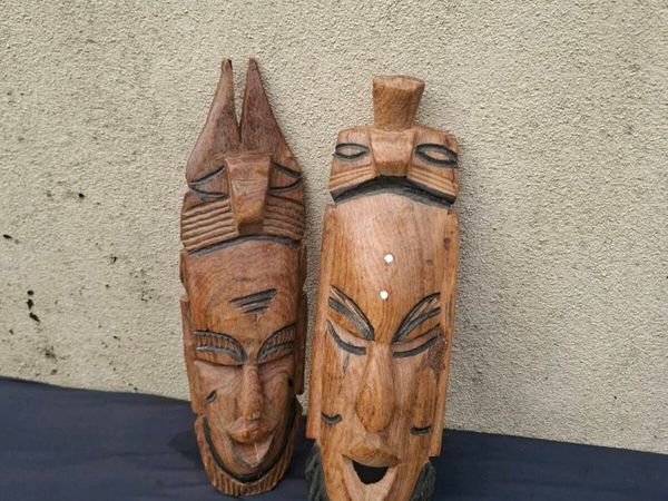 Duo wood african masks possible to post - Main image