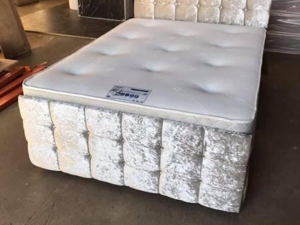 QUEEN beds - Main image