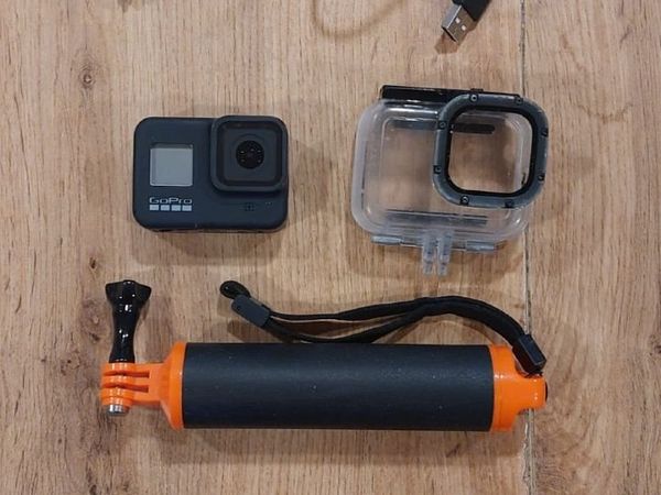 Go Pro 8 + Underwater Housing & Accessories - Main image