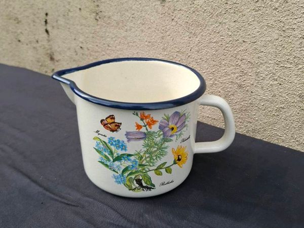 Enamel jug postage possible - Main image