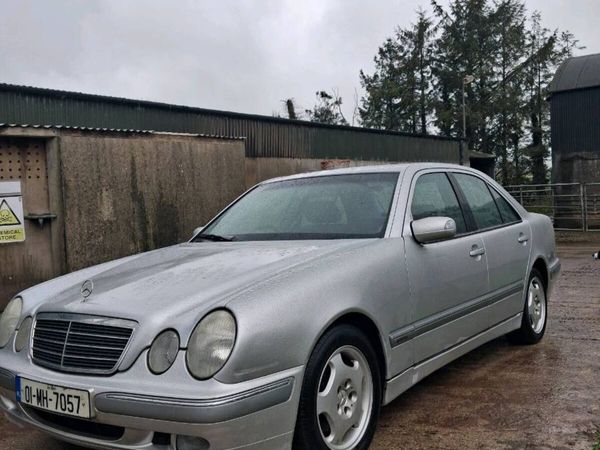 Mercedes e320cdi w210 for parts/repair - Main image