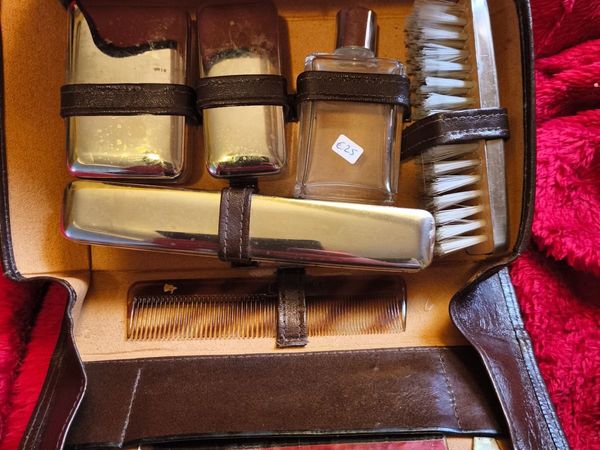 Vintage, Travelling Grooming Kit - Main image