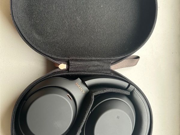 Sony WH-1000XM Headphones - Main image