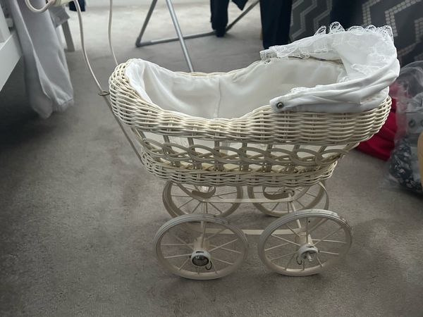 Mini Wicker Dolls Pram with Hood - Main image