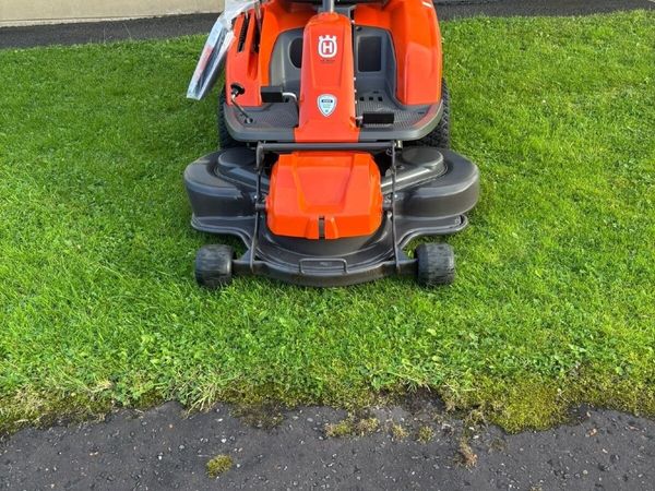 Husqvarna ride on lawnmower - Main image