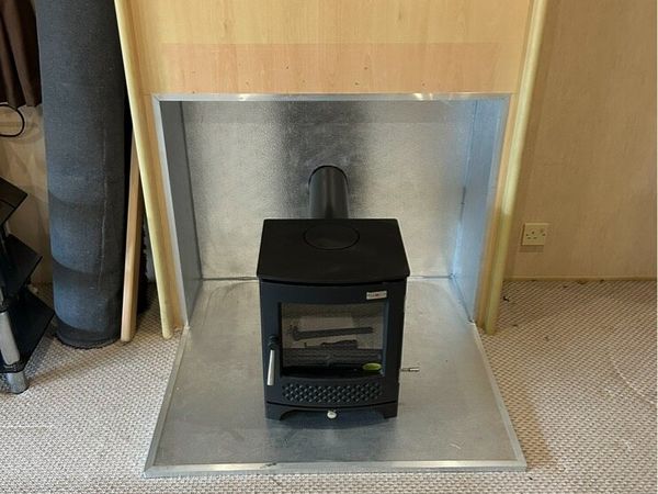 Mobile home stove installation - Main image