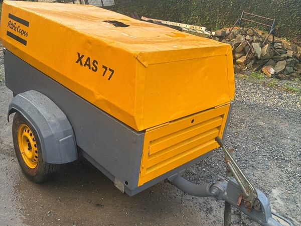 Atlas copco road compressor 154CFM - Main image