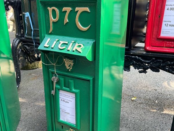 Saorstat Eireann bosca poist Irish 🇮🇪 - Main image