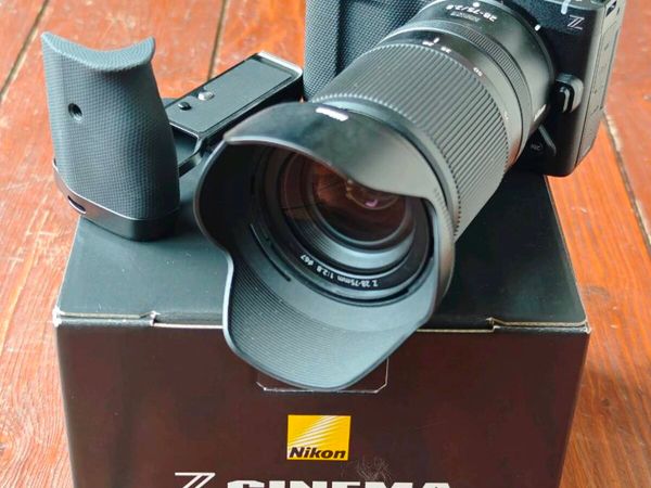 Nikon - Main image