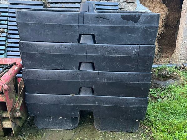 10 JFC water troughs - Main image