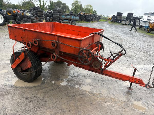 Tasker lime spreader - Main image