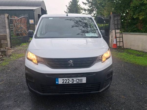PEUGEOT PARTNER - Main image