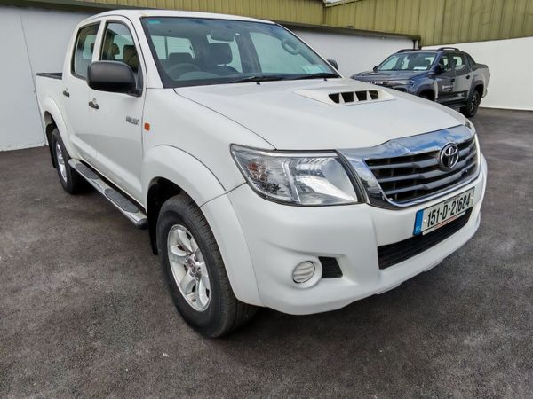 2015 Toyota Hilux ACTIVE 4X4 D-4D D'CAB 2.5144BHP - Main image